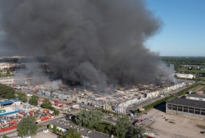 Pożar KDT przy ul. Marywilskiej. Fot. Marcin Banaszkiewicz